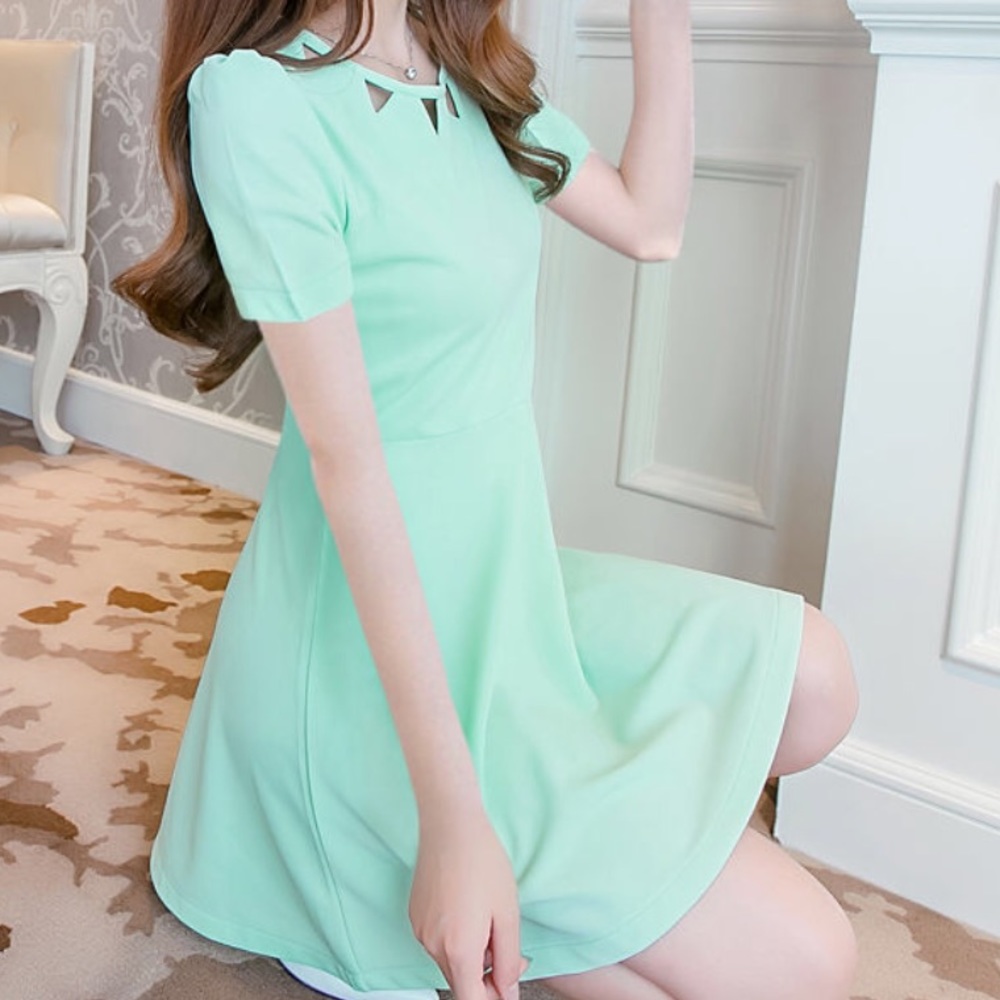 Mini Mint Dress - Picture 2 of 3
